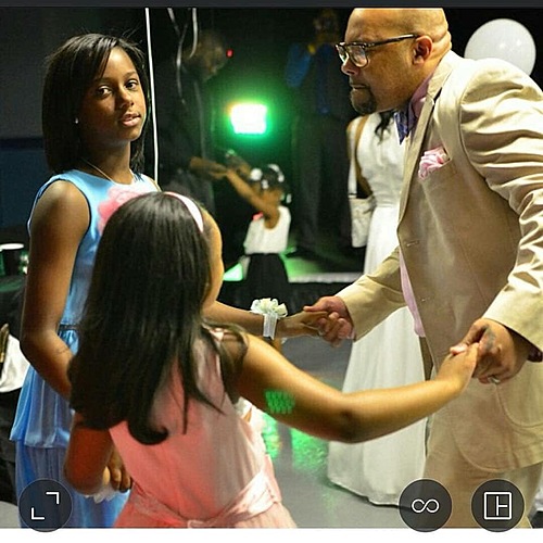DADDY DAUGHTER MOTHER SON DANCE  image